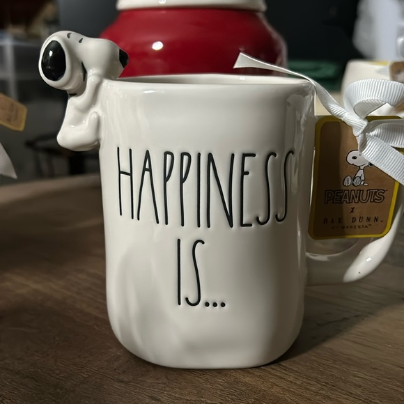 Rae Dunn | Dining | Rae Dunn Peanuts Snoopy Happiness Ismug Snoopy ...